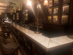 -LONG BAR 廊吧(外滩华尔道夫酒店)