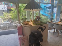 -春树下·树屋花房西餐厅(罍街AS1980店)