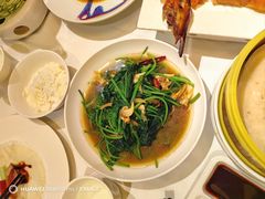 -贝勒爷·酥不腻烤鸭