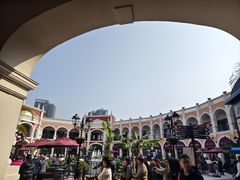 -佛罗伦萨小镇广佛名品奥特莱斯(疏港路店)