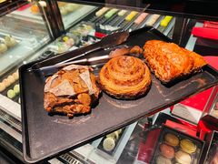 -Salon de The de Joel Robuchon(外滩18号店)