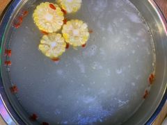 牛骨清汤锅底-三头牛·潮汕牛肉生蚝火锅 (夏湾店)