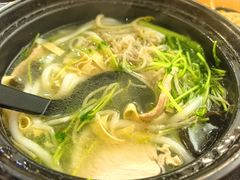 -丽虹云南过桥米线(兴工街店)