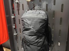 -SALOMON萨洛蒙(北京王府中环店)