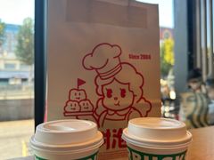 -星巴克(洛阳中州路王府井店)