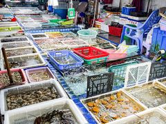 -霞涌市场海鲜摆卖区