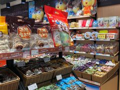 零售区-来伊份1038(新村路三店)