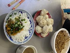 -高师傅特色米粉汤包(建设路店)