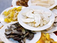 -菌之家·专业纯野生菌火锅·特色炒菌
