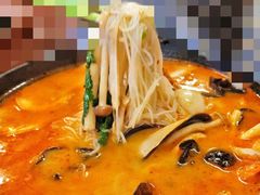 冬阴功海鲜米线-七爷清汤腩·港式餐厅(金狮广场店)