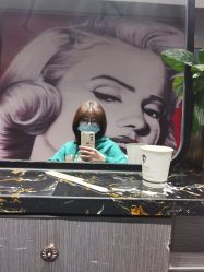 -尚逸国际护肤造型