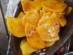 -破瓦寒窑·地摊烤羊排