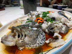 葱油淋花斑鱼-秋色客家菜(南山店)