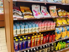 -全家便利店(莲花池东路店)