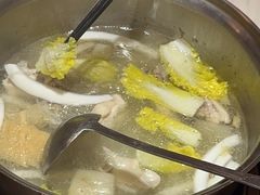 -喃喃椰·糟粕醋·椰子鸡火锅(七堡花园店)