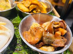 -一朵菌·野生菌探索家火锅(南亚店)