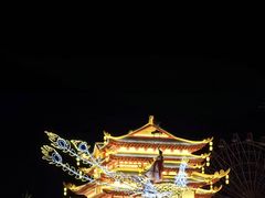 -淄博花灯齐彩城