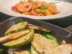 -LESCEDARS Brasserie Bistro香柏树