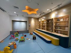 -蓝旗亲子游泳(范湖万达广场店)