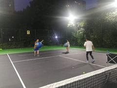 -快网网球俱乐部(徐汇爱建园店)
