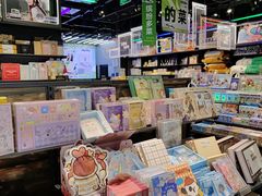 -泡泡玛特POPMART(崇文门国瑞城店)