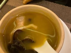 -大中华希尔顿酒店-念自助餐·嗨啤·小龙虾