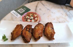 Crispy Garlic Chicken Wings