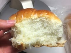 牛奶提子拉丝面包-昆明冠生园·蛋糕·面包(南强街店)