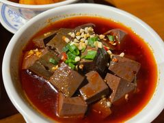 土冒血旺-炉小二铜锅牛蛙•川湘菜(三里屯店)