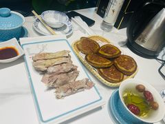 -三江源美食城