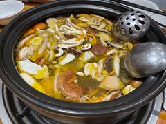 -菌之家·专业纯野生菌火锅·特色炒菌