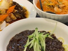 炸酱面-桃园中华料理炸酱面(燕儿岛路店)