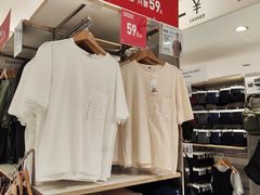 -优衣库(上海正大广场店)