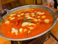 -老滇山寨•云南特色菜•地方菜•民族风情歌舞表演(金碧店)