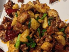 -隔壁老王·家常云南菜(花巷店)