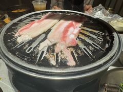 -草家酱蟹炭火烤肉店(珲春南路一店)
