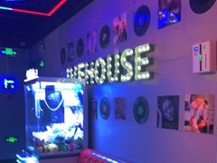 -唱吧麦颂KTV(马驹桥店)