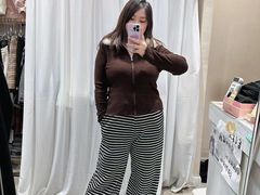 -绮梦微胖大码女装(东方社区三十一街坊店)