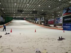 iphone_upload_pic-乔波室内滑雪场
