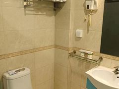 -德全心悦酒店(北京金台路地铁站店)