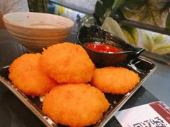 Golden虾饼-浩海火燒雲傣家菜(芮欧百货店)