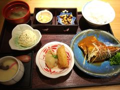 -味太助·银饭食堂(中华城店)