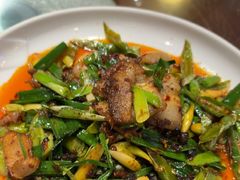 -万重锦·人文川菜馆(骡马市店)