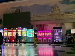 -左岸国际电影城(泉汇购物广场店)
