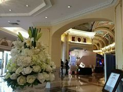 -江门新会碧桂园凤悦凤凰酒店(万达广场店)