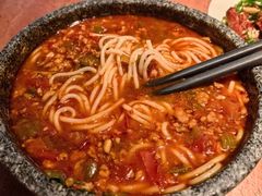 小锅米线-浩海火燒雲傣家菜(芮欧百货店)