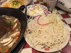 -赵美丽重庆火锅(西安直营总店)