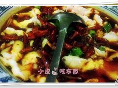 小巴鲶鲶不忘-小巴辣子川湘菜餐厅(星游城店)