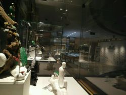 -北京七彩云南翡翠珠宝旗舰店(月坛店)