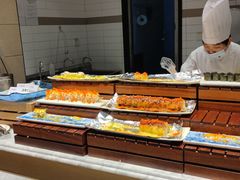 -川骄海鲜自助(王府井奥莱UP TOWN店原世界之花店)